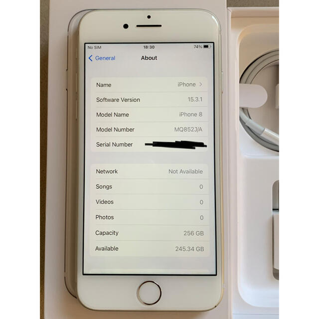 iPhone 8 silver 256GB SIMフリースマートフォン本体