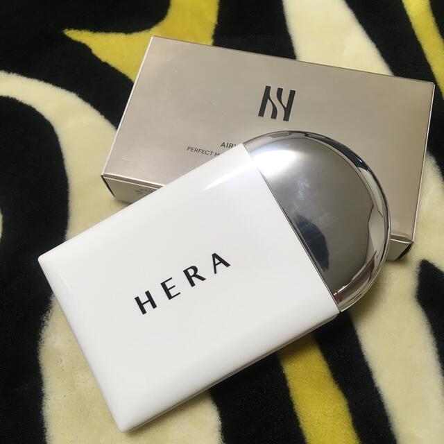 HERA エアリーパウダープライマー　ジョンセンムル　TIR　 コスメ/美容のベースメイク/化粧品(化粧下地)の商品写真