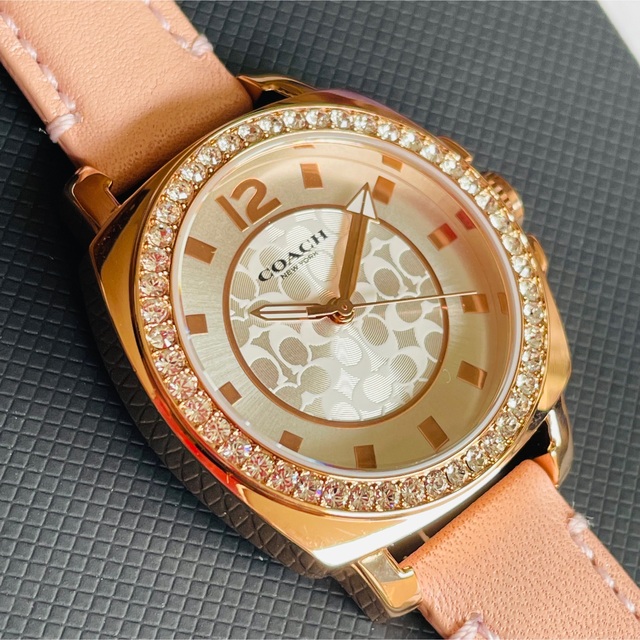 COACH(コーチ)の新品 COACH ローズゴールド スワロフスキー レディース腕時計 レディースのファッション小物(腕時計)の商品写真