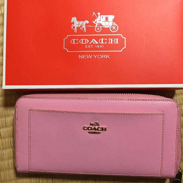 COACH(コーチ)のコーチピンク長財布 レディースのファッション小物(財布)の商品写真