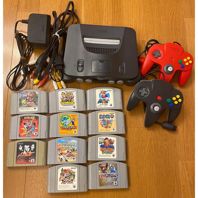 Nintendo 64  本体　カセット　セット エンタメ/ホビーのゲームソフト/ゲーム機本体(家庭用ゲーム機本体)の商品写真