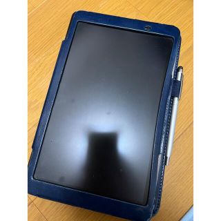 エーユー(au)のHuawei Qua tab 02 HWT31 チャコールブラック(タブレット)