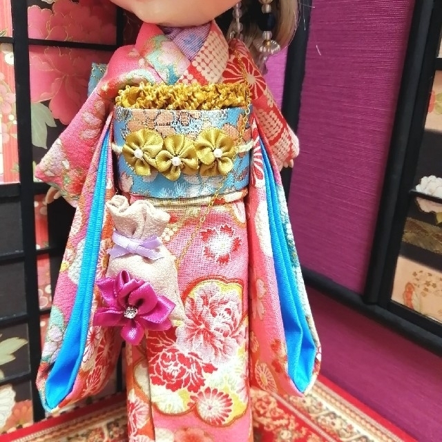 ハンドメイド【夢人屋呉服店】ブライス　着物　振袖　花びらバレッタのお着物セット　足袋&草履付