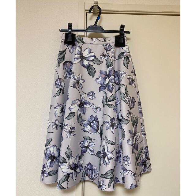 素晴らしい価格 JUSGLITTYの花柄スカート♡ ロングスカート