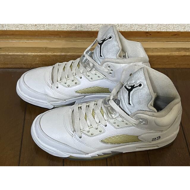 NIKE(ナイキ)のNIKE AIR JORDAN 5 RETRO 24.0cm メンズの靴/シューズ(スニーカー)の商品写真