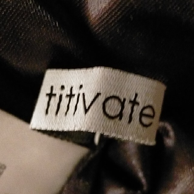 titivate(ティティベイト)のtitivate　ワンピース　花柄 レディースのワンピース(ひざ丈ワンピース)の商品写真