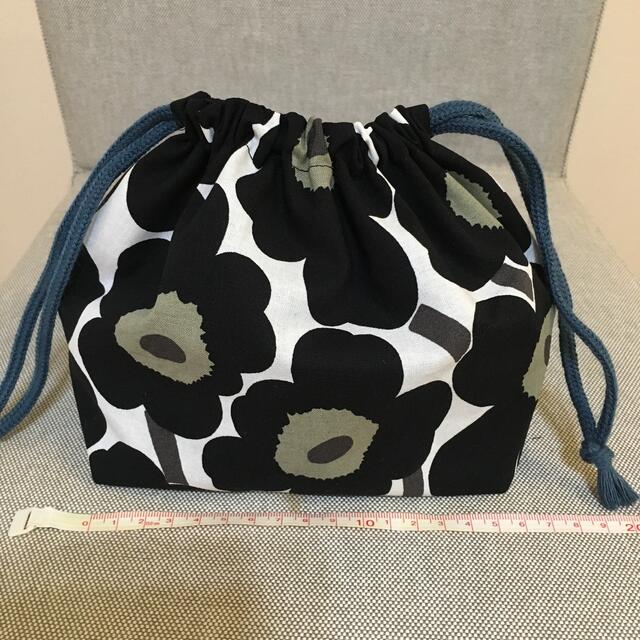 marimekko(マリメッコ)のマリメッコ  お弁当袋　ハンドメイド  キッズ/ベビー/マタニティのこども用バッグ(ランチボックス巾着)の商品写真