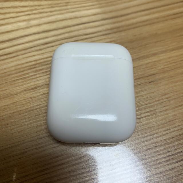 Apple(アップル)のAirPods 第1世代 スマホ/家電/カメラのオーディオ機器(ヘッドフォン/イヤフォン)の商品写真