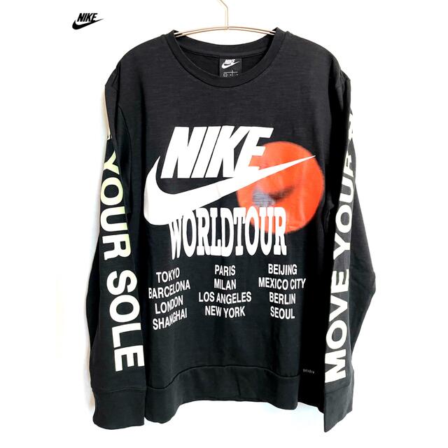 NIKE(ナイキ)の4/2.3限定値下げ！新品　NIKE World tour ロンT サイズL メンズのトップス(Tシャツ/カットソー(七分/長袖))の商品写真