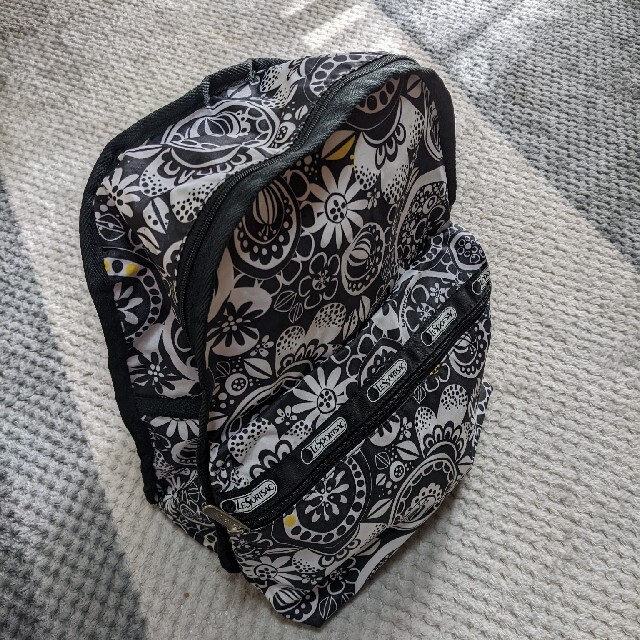 LeSportsac(レスポートサック)のLeSportsac　レスポートサック　 リュック　バックパック レディースのバッグ(リュック/バックパック)の商品写真