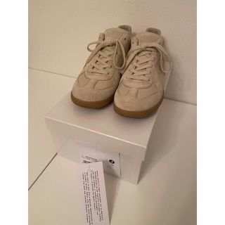 マルタンマルジェラ(Maison Martin Margiela)の［最終値下げ］Maison margielaジャーマントレーナー 41 ベージュ(スニーカー)