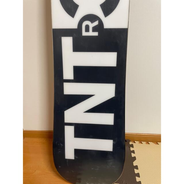 fanatic(ファナティック)のFNTC TNT 20-21 （153cm） スポーツ/アウトドアのスノーボード(ボード)の商品写真