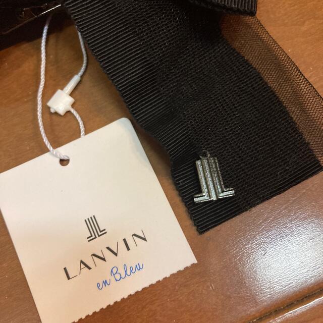 LANVIN en Bleu(ランバンオンブルー)の新品未使用　ランバンオンブルー　ブローチ レディースのアクセサリー(ブローチ/コサージュ)の商品写真