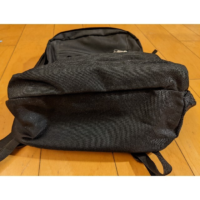 JANSPORT(ジャンスポーツ)のJANSPORT　ジャンスポーツ　リュック　バックパック　黒 レディースのバッグ(リュック/バックパック)の商品写真