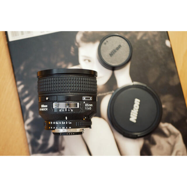 ニコン NIKON AF NIKKOR 85mm f1.4 D レンズ