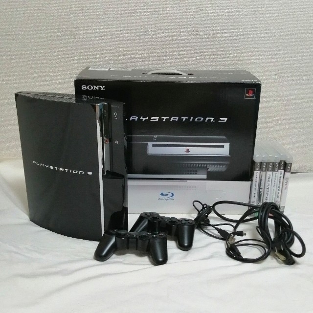 初期型PS3本体60GB コントローラ3本&ソフト4本セット　ps2稼働可モデル