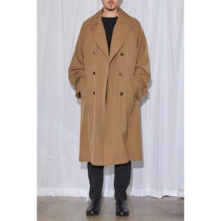 コモリ(COMOLI)の19SS COMOLI ウールギャバダブルブレステッドコート(トレンチコート)