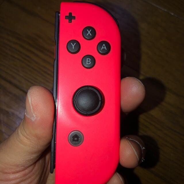 Nintendo Switch(ニンテンドースイッチ)のNintendo Switch ジョイコンR (ジャンク品) エンタメ/ホビーのゲームソフト/ゲーム機本体(その他)の商品写真