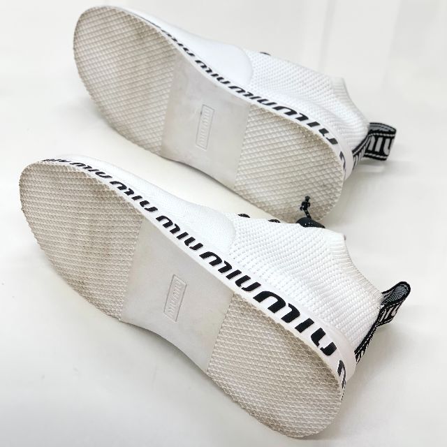 miumiu - 3625 ミュウミュウ ロゴ メッシュ ソックス スニーカー ホワイトの通販 by mame's shop|ミュウミュウならラクマ miumiu - 3625 ミュウミュウ ロゴ メッシュ ソックス スニーカー ホワイトの通販 by mame's shop|ミュウミュウならラクマ