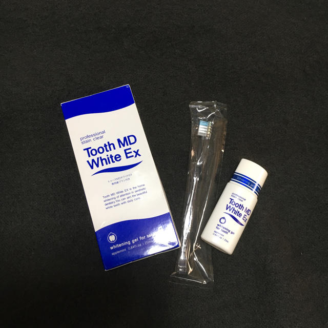 トゥースMDホワイトEX 歯ブラシ付き コスメ/美容のオーラルケア(歯磨き粉)の商品写真