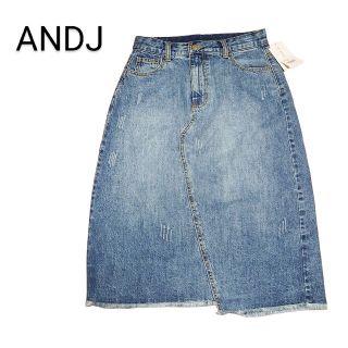 アンドジェイ(ANDJ)のANDJ リメイク風スリットデニムスカート 未使用タグ付(ひざ丈スカート)