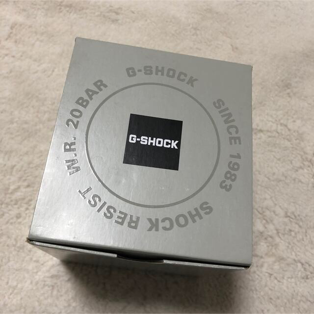 CASIO(カシオ)の新品未使用 カシオ CASIO GショックG-SHOCK GMW-B5000GD メンズの時計(腕時計(デジタル))の商品写真
