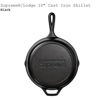 シュプリーム(Supreme)のSupreme®/Lodge 10" Cast Iron Skillet (鍋/フライパン)