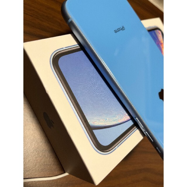 iPhone(アイフォーン)のiPhone XR 64GB ブルー SIMロック解除済 スマホ/家電/カメラのスマートフォン/携帯電話(スマートフォン本体)の商品写真