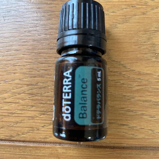 doTERRA  バランス5ミリ コスメ/美容のリラクゼーション(アロマオイル)の商品写真