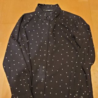 ユニクロ(UNIQLO)のUNIQLO♥️新作新品今季春夏ドット柄ブラウス(シャツ/ブラウス(長袖/七分))