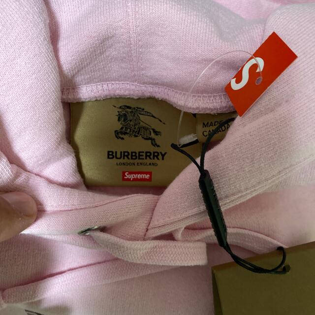 Supreme(シュプリーム)の専用　L pink S black フーディー メンズのトップス(パーカー)の商品写真