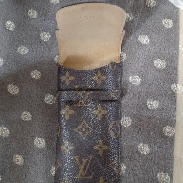 LOUIS VUITTON(ルイヴィトン)のLOUIS VUITTON　ルイヴィトン　メガネケース レディースのファッション小物(その他)の商品写真