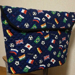 防災頭巾カバー　椅子の背もたれ用　国旗とサッカーボール(バッグ/レッスンバッグ)