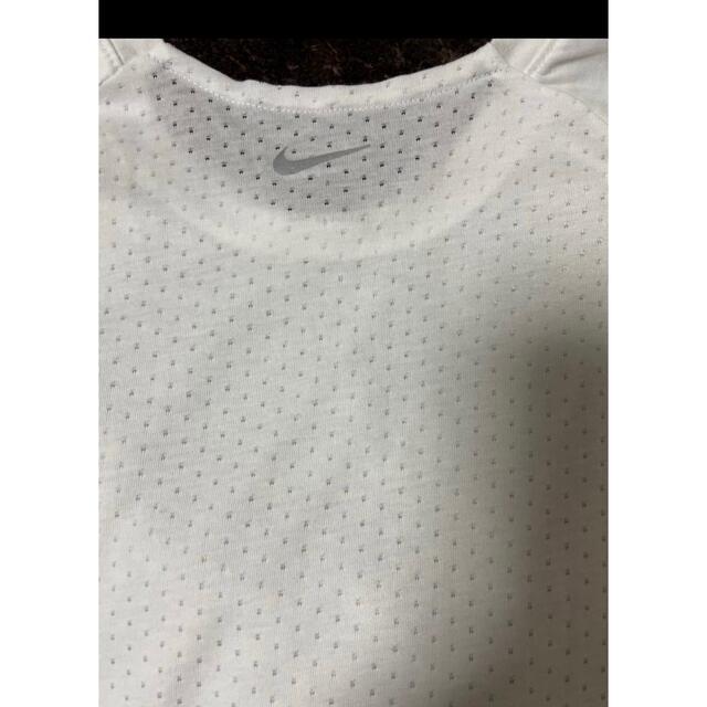 NIKE(ナイキ)のNIKE 半袖Tシャツ　2枚 レディースのトップス(Tシャツ(半袖/袖なし))の商品写真