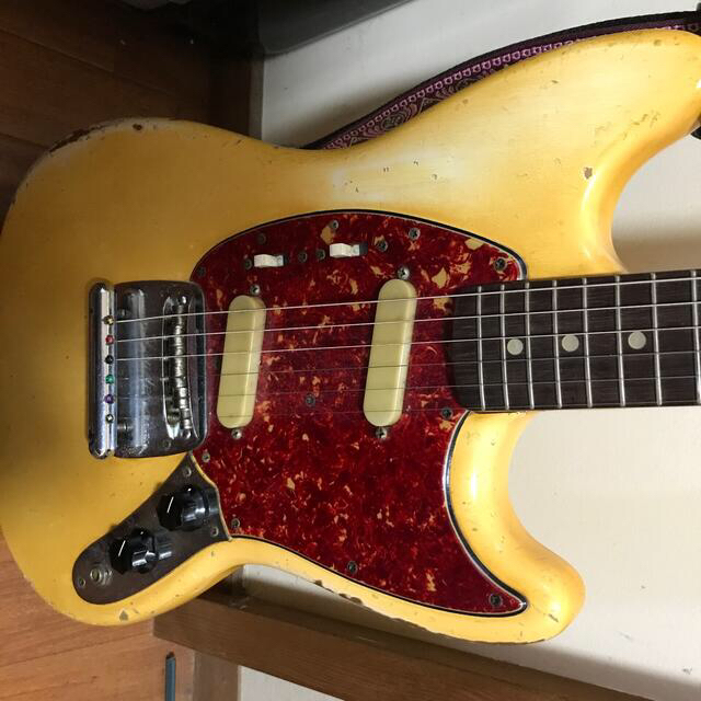 1965 fender mustang ムスタング　フェンダー 4