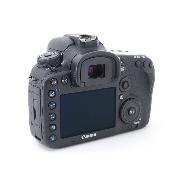 キャノン Canon EOS 7D マーク2 《ショット数わずか2414回》