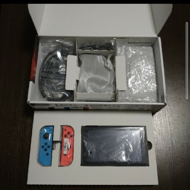 Nintendo Switch 本体　付属品付き