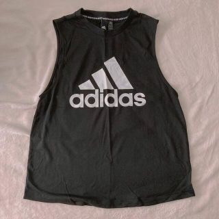 アディダス(adidas)のタンクトップ　adidas　アディダス(タンクトップ)