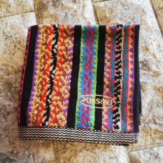 ミッソーニ(MISSONI)の新品シール付　MISSONI　ミッソーニ　タオルハンカチ　24.5×24.5(ハンカチ)