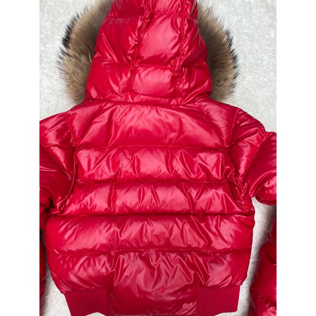 MONCLER(モンクレール)の値下げ　モンクレール　赤　レディース0 レディースのジャケット/アウター(ダウンジャケット)の商品写真