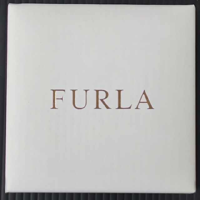 Furla(フルラ)のフルラ  腕時計 レディース メトロポリス 38mmブルーR4251102531 レディースのファッション小物(腕時計)の商品写真