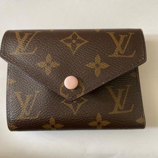 ルイヴィトン(LOUIS VUITTON)のルイ・ビトン　折財布　薄いピンク(財布)