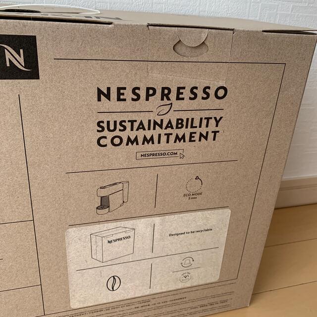 Nestle(ネスレ)のNespresso ESSENZA PLUS スマホ/家電/カメラの調理家電(エスプレッソマシン)の商品写真