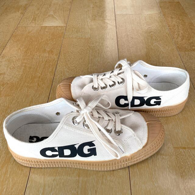 COMME des GARCONS(コムデギャルソン)のCDG×NOVESTA コラボスニーカー メンズの靴/シューズ(スニーカー)の商品写真