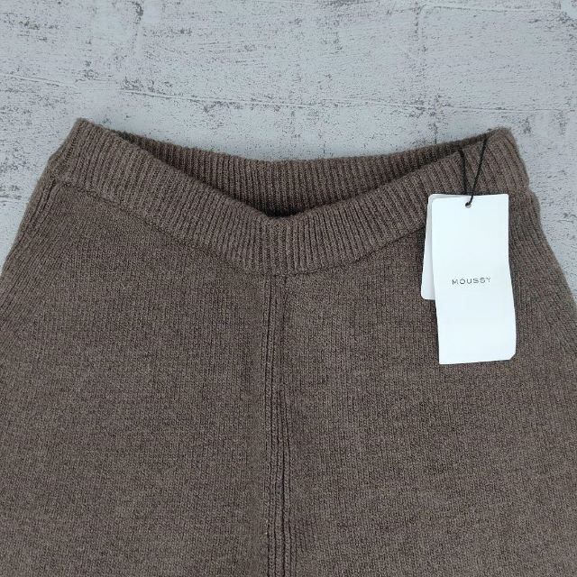 moussy(マウジー)のMOUSSY　マウジー　RIB FLARE KNIT　新品 レディースのパンツ(カジュアルパンツ)の商品写真