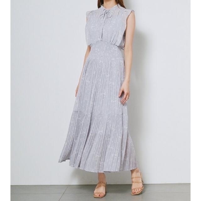 【完売品】スナイデル プリーツワンピース