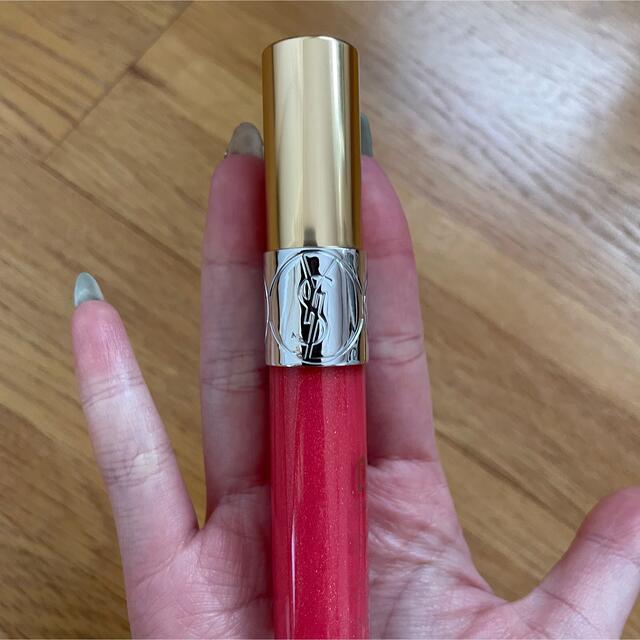 Yves Saint Laurent Beaute(イヴサンローランボーテ)のイブサンローラン　YSL グロス コスメ/美容のベースメイク/化粧品(リップグロス)の商品写真