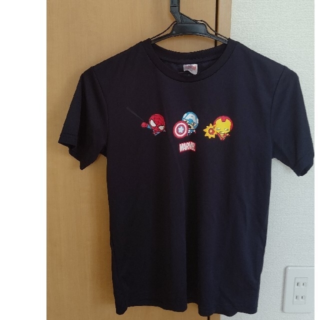 MARVEL(マーベル)の150 子供Tシャツ マーベル ネイビー キッズ/ベビー/マタニティのキッズ服男の子用(90cm~)(Tシャツ/カットソー)の商品写真