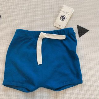 プチバトー(PETIT BATEAU)のプチバトー　ショートパンツ　12m 新品未使用(パンツ)