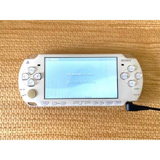 プレイステーションポータブル(PlayStation Portable)のPSP-2000 SONY 動作確認済(携帯用ゲーム機本体)